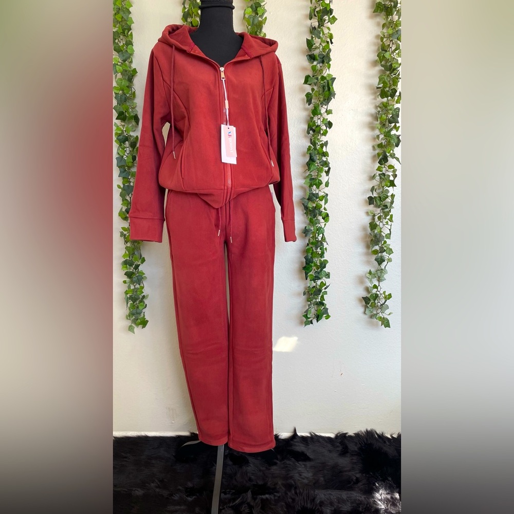 Two piece jogging set